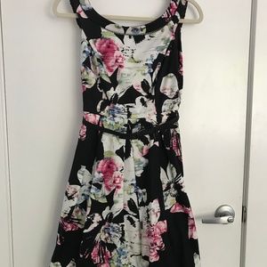 White and Black Floral Dress (Like New)